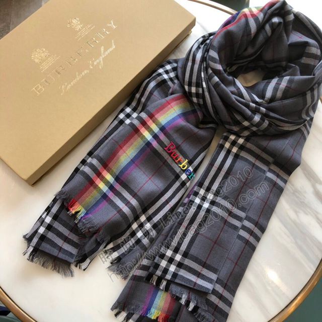 Burberry圍巾 bulingbuling系列 巴寶莉經典格羊絨披肩 Burberry長款女圍巾  llwj6571